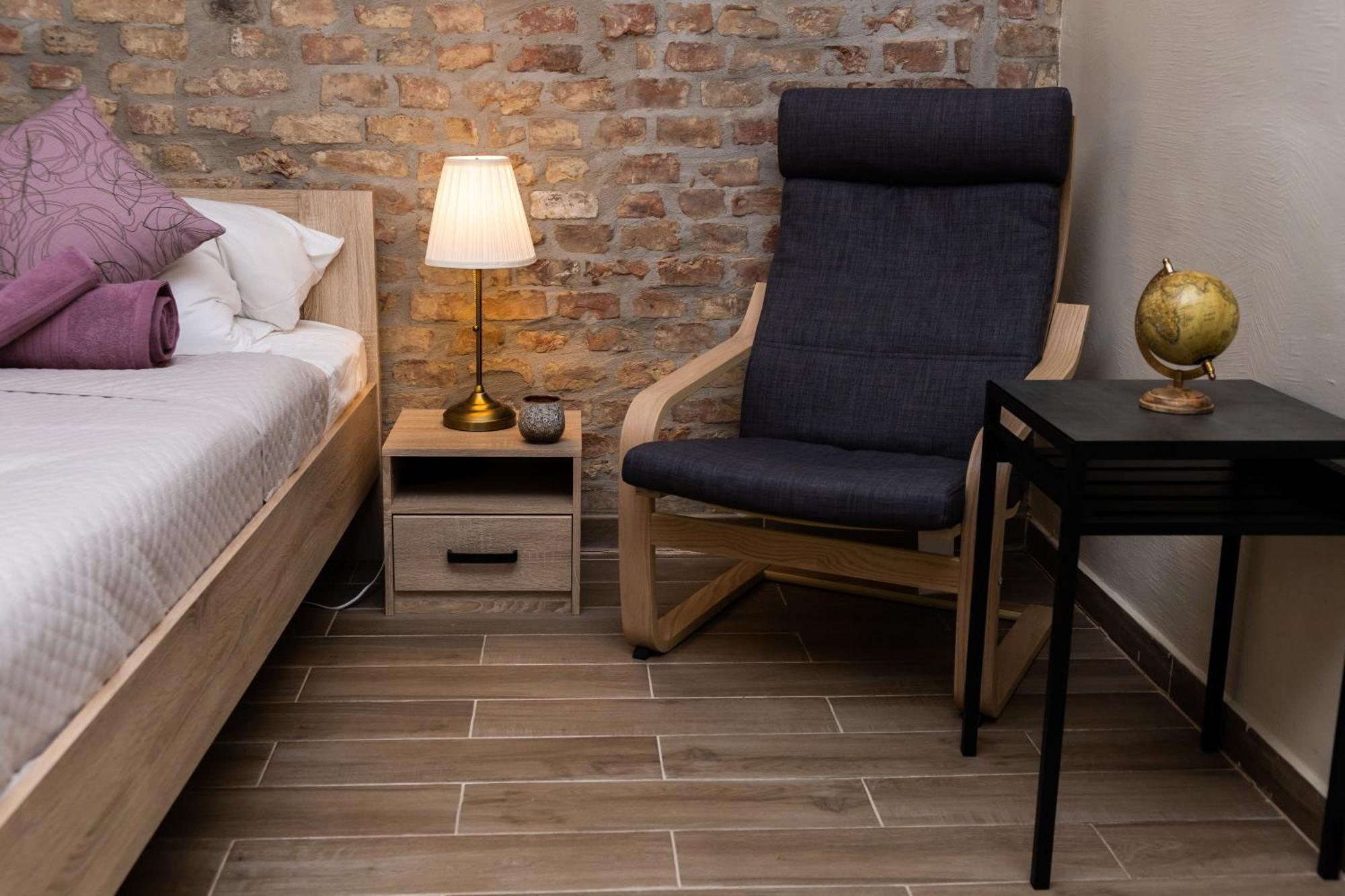 Comfortable Romantic 1 Bedroom Apartment Near Augarten Wien Exteriör bild
